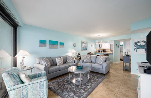 Sandestin Condo | Stunning Beachfront Condo with Gulf Views! Balcony, Pool, Hot Tub, Tram, Gym.