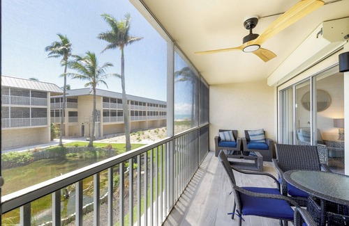 Beachview Country Club Estates Condo | Stunning Beachfront Condo, 2bd/2bath
