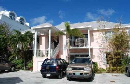 Westwind Condo | Stunning Beachfront Condo