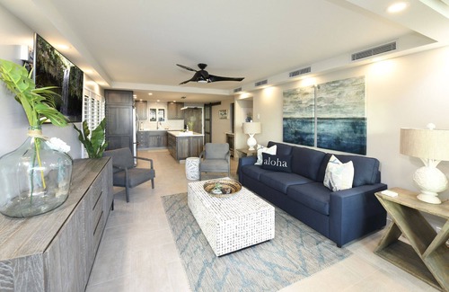 Kihei Condo | Stunning Beachfront Retreat 45 steps from Sugar Beach