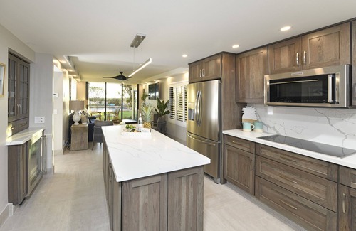 Kihei Condo | Stunning Beachfront Retreat 45 steps from Sugar Beach