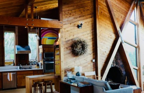 Inverness House | Stunning Beauty! Stay Cool above Tomales Bay!