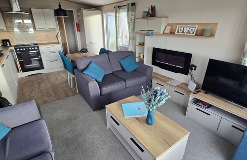 Whitstable Cabin | Stunning brand new 2024 Sunset Lodge, Whitstable
