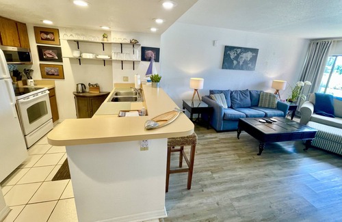 Burnt Store Marina Condo | Stunning Burnt Store Marina,Boating &Golf Community Cape Coral, Punta Gorda area