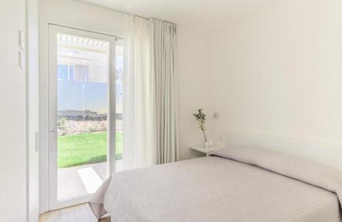 La Pelosa Apartment | Stunning Capo Falcone Charming Apartments no9730