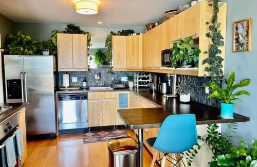 Eureka Valley Condo | Stunning Castro Condo with Breathtaking Views