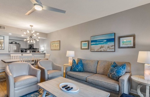 Destin Condo | Stunning Coastal Condo with Private Beach, Water Views & Daily VIP Excursions