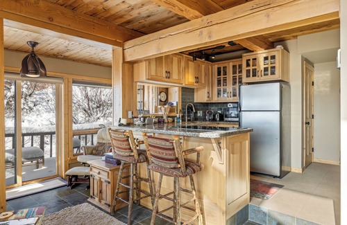 Steamboat Springs Condo | STUNNING CONDO FOR CHRISTMAS /NEW YEARS nHOLIDAY DISCOUNT FOR 7 NTS OR MORE