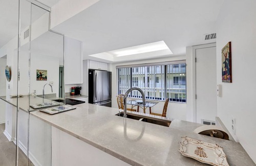 Bonita Bay Condo | Stunning Condo, Private Beach Access, 2 Bed 2 Full Bath - Bonita Bay & Kayaking