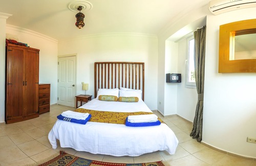 Oludeniz Villa | Stunning Contemporary Luxury Villa with heated pools only minutes to the lagoon