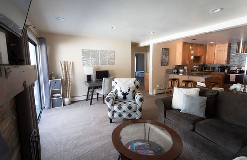 Vail Condo | Stunning, Conveniently Located 2-BR Condo Close To Legendary Vail, CO Ski Slopes
