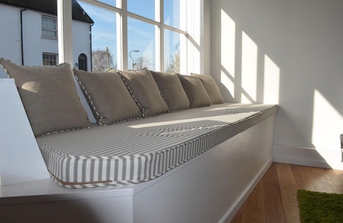 Hassocks Apartment | Stunning converted Old Post Office Keymer - Ditchling Brighton Lewes close by