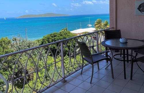 Cotton Valley Condo | Stunning corner stay w/ BIG SEA VIEWS!