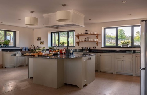 Inchbrook House | Stunning Cotswold Contemporary House set in the vineyards of Woodchester Valley