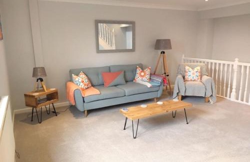 Wotton-under-Edge House | Stunning Cottage on the Edge of the Cotswolds