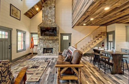 Wiley House | Stunning Cottage Rental Ideal for a Family to Go Glamping in Georgia