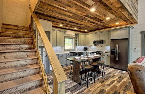 Wiley House | Stunning Cottage Rental Ideal for a Family to Go Glamping in Georgia