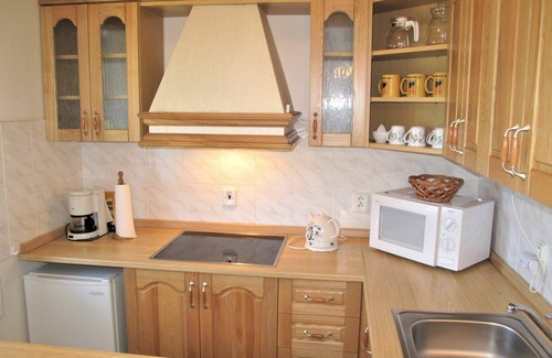Zabrodi House | Stunning private villa for 4 people with WIFI, TV, terrace, panoramic view and parking