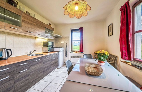 Ceska Metuje House | Stunning private villa for 6 people with pool, WIFI, TV, patio, pets allowed and panoramic view