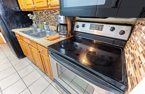 Myrtle Beach Condo | Stunning Direct Oceanfront Views and Pools|1 BR!