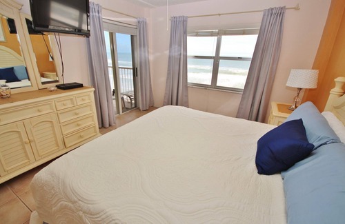 New Smyrna Beach Condo | Stunning Direct Oceanfront Unit With Gorgeous Views