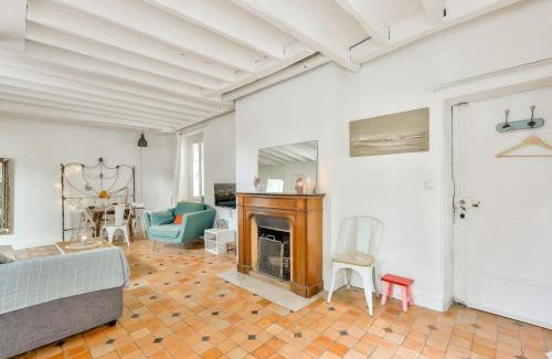 Quartier Sainte-Marguerite Apartment | Stunning duplex near Place de la Nation