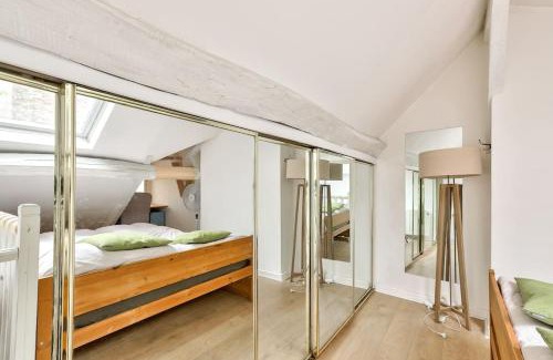 Quartier Sainte-Marguerite Apartment | Stunning duplex near Place de la Nation
