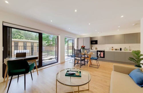 Ealing Common Apartment | Stunning Ealing Common Apartment