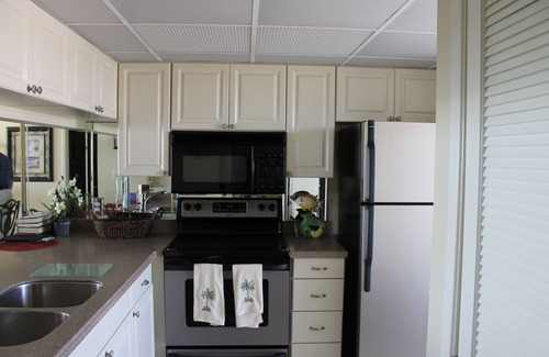 Panama City Beach Condo | Stunning Edgewater Beachfront Condo Gated Secure Family Resort.