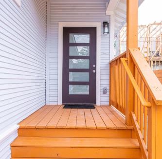 Denver Heights House | Stunning Elegance 4BR2.5 BA Near Vibrant Downtown
