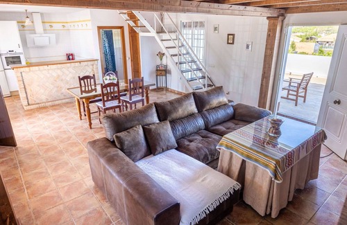 Sanlucar la Mayor House | Stunning private villa with private pool, A/C, WIFI, TV, patio, pets allowed and parking