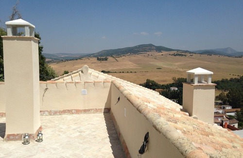Alcala de los Gazules House | Stunning views, modern facilities