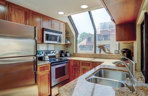 Shelter Cove Villa | Stunning, family-friendly condo w/shared pool & breathtaking deep water views
