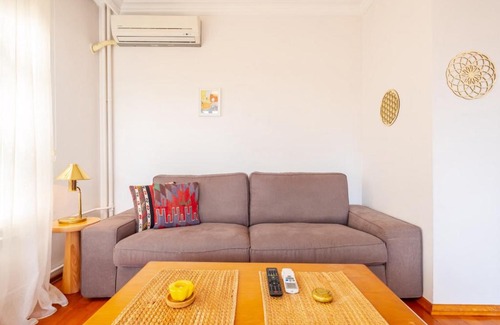Emirgan Mahallesi Apartment | Stunning Flat Close to the Bosphorus in Sariyer