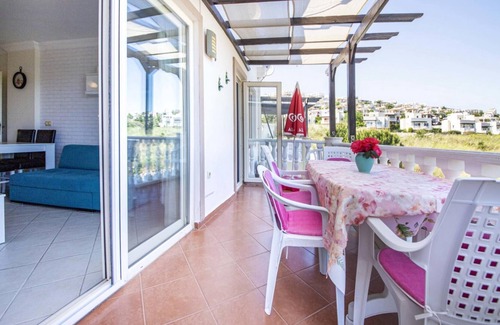 Bogazici Apartment | Stunning Flat near Beach with Shared Pool n Bodrum