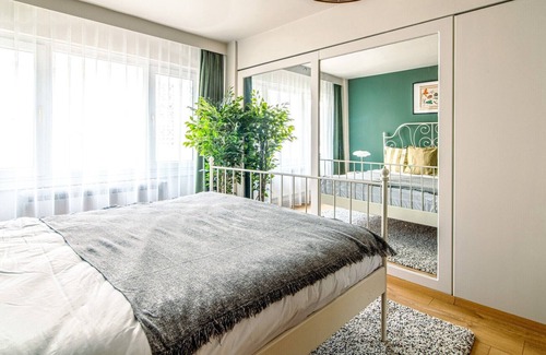 Nisantasi Apartment | Stunning Flat with Excellent Location in Tesvikiye