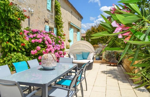 Saint-Quentin-de-Caplong House | Stunning home in St, Quentin de Caplong with 2 Bedrooms, WiFi and Outdoor swimming pool