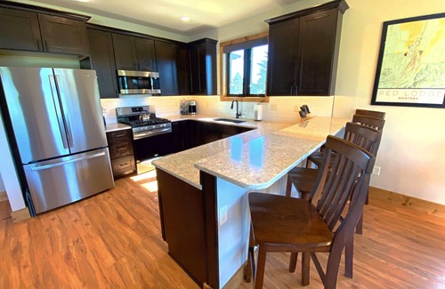 Red Lodge House | Stunning Golf Course Home with Hot Tub and Spectacular Mountain Views