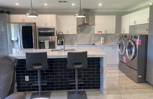 Cloisters Condo | STUNNING GOLF-MOUNTING VIEWS! PREMIUM LOCATION! VERY PRIVATE ON BILTMORE AREA!