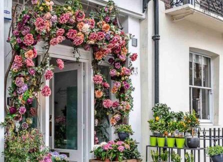 Warwick Apartment | Stunning Grand 2 bed, 2 bath apartment,