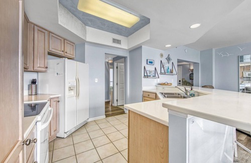 Destin Condo | Stunning, Gulf-front, Exclusive Resort, 3 bdr/3 ba, Chef-ready