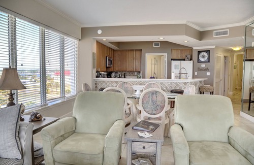 Fort Walton Beach Condo | Stunning Gulf & Sound Views -401 South Beach, Fort Walton Beach - 2 BR+Bunk Room