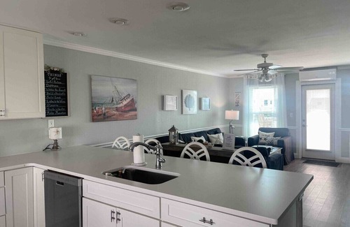 Port St. Joe House | STUNNING Gulf Views, Direct Beachfront, PET FRIENDLY, Personal Elevator, POOL