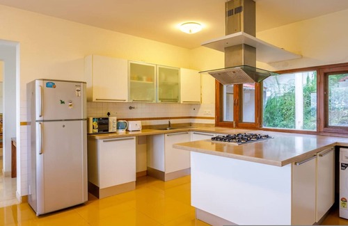 Pilerne Industrial Estates Villa | Stunning Hilltop 3BR Villa w Pool and River View