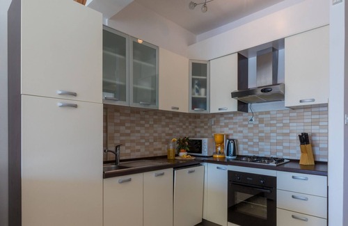 Selce House | Stunning Holiday Home in Selce with Private Pool