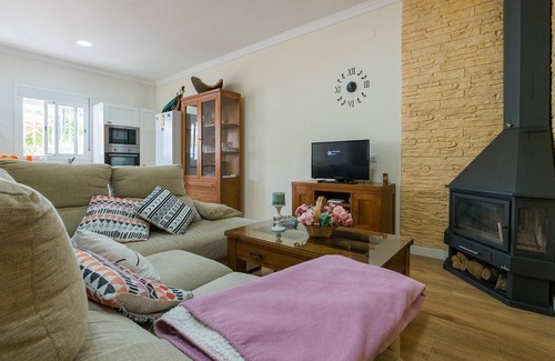San Jose del Valle House | Stunning home in San Jose del Valle