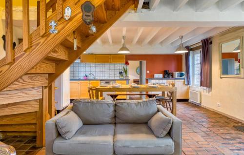 Les Baux-de-Breteuil House | Stunning Home In Les Baux De Breteuil