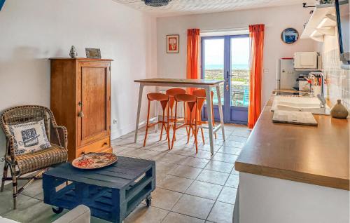 Noirmoutier-en-l'Ile House | Stunning Home In Noirmoutier En Lile