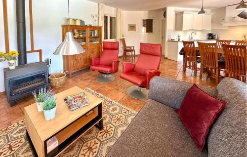 Prades-sur-Vernazobre House | Stunning Home In Prades Sur Vernazobre
