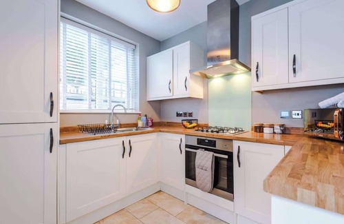 Chester House | Stunning Home, Amazing Location, Great For Groups!
